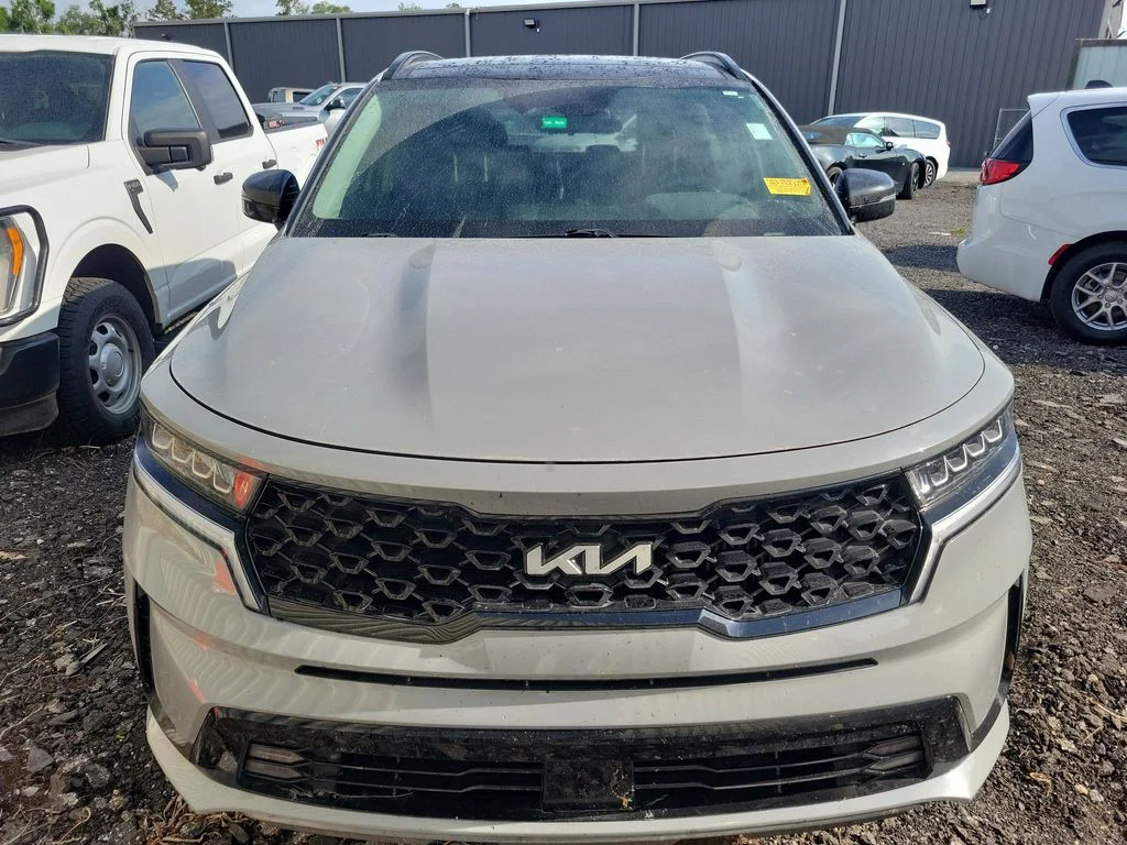 Used 2022 Gray Kia EX image 7