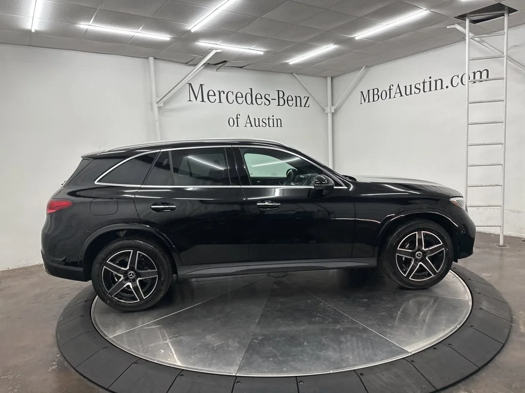 Used 2026 Black Mercedes-Benz GLC 300 image 8