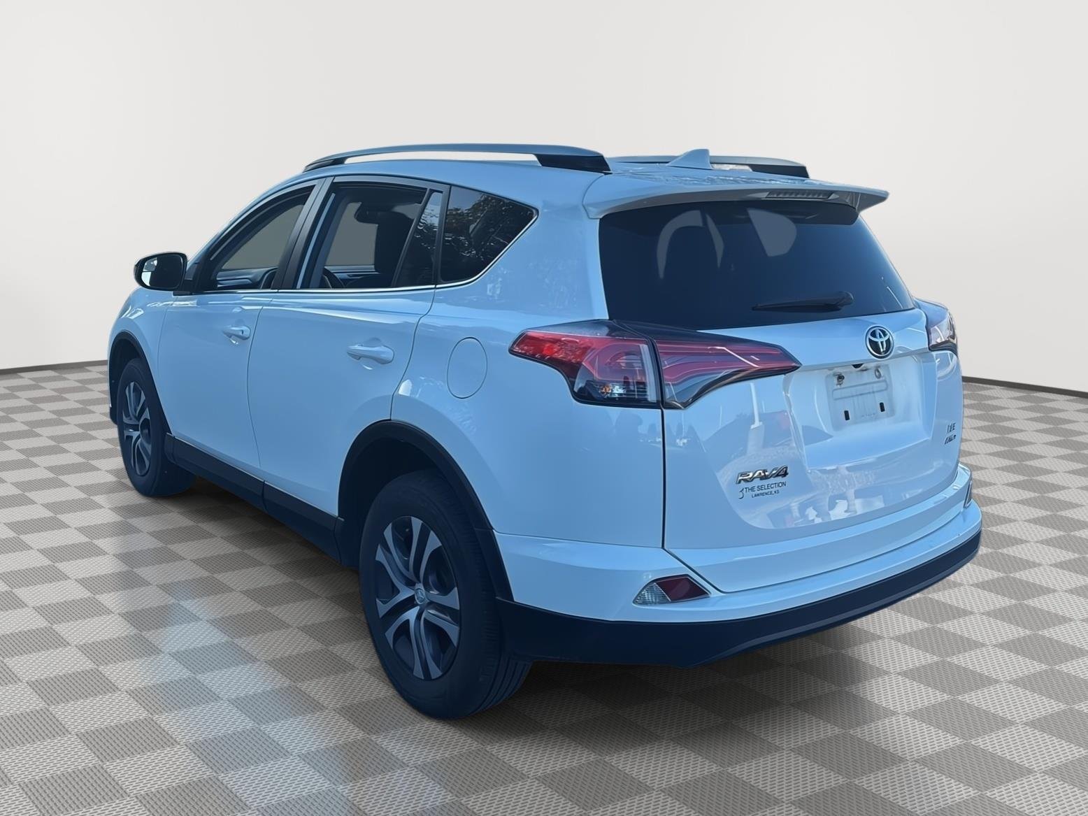 Certified Used 2018 Super White Toyota LE image 9