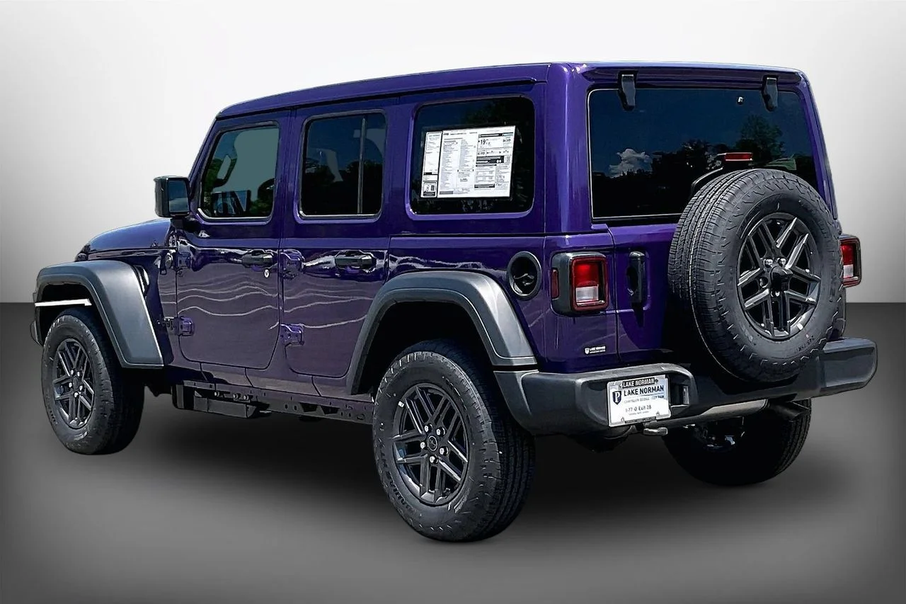 New 2026 Reign Jeep Sport S image 6