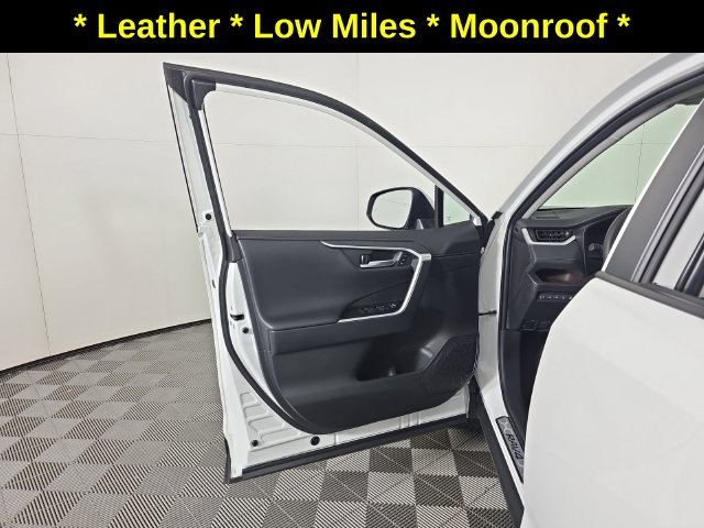 Used 2025 Pearl Toyota Limited image 21