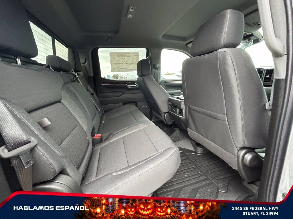 New 2026 Sterling Metallic GMC Elevation image 18