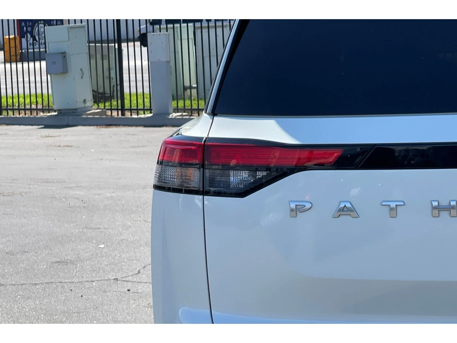 Used 2022 Pearl White Tricoat Nissan SV image 48