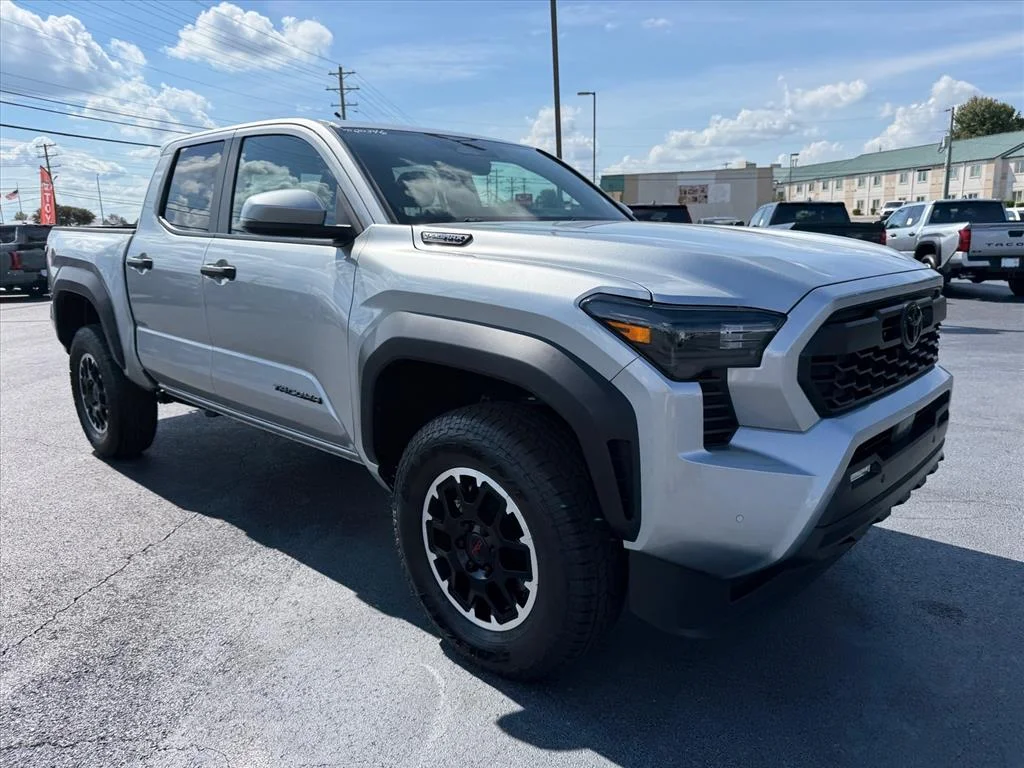 2026 Toyota Tacoma TRD Off Road - Photo 3