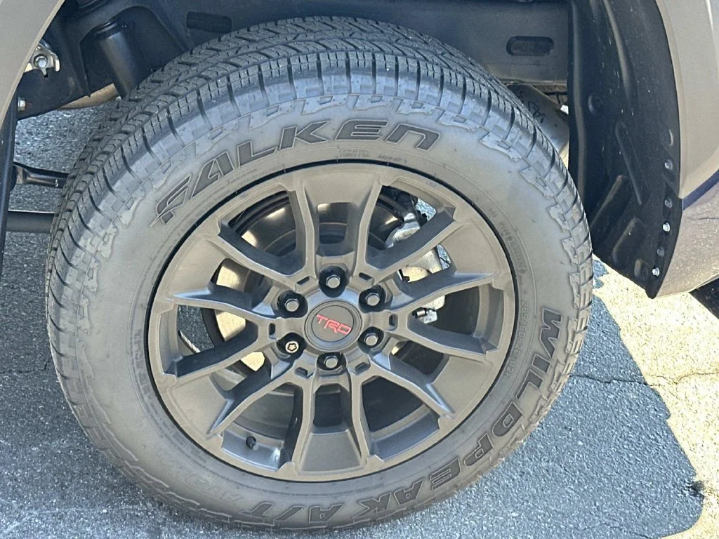 Used 2025  Toyota SR5 image 13