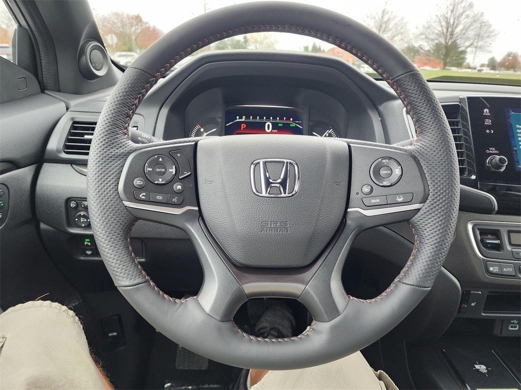 2025 Honda Passport TrailSport - Photo 28