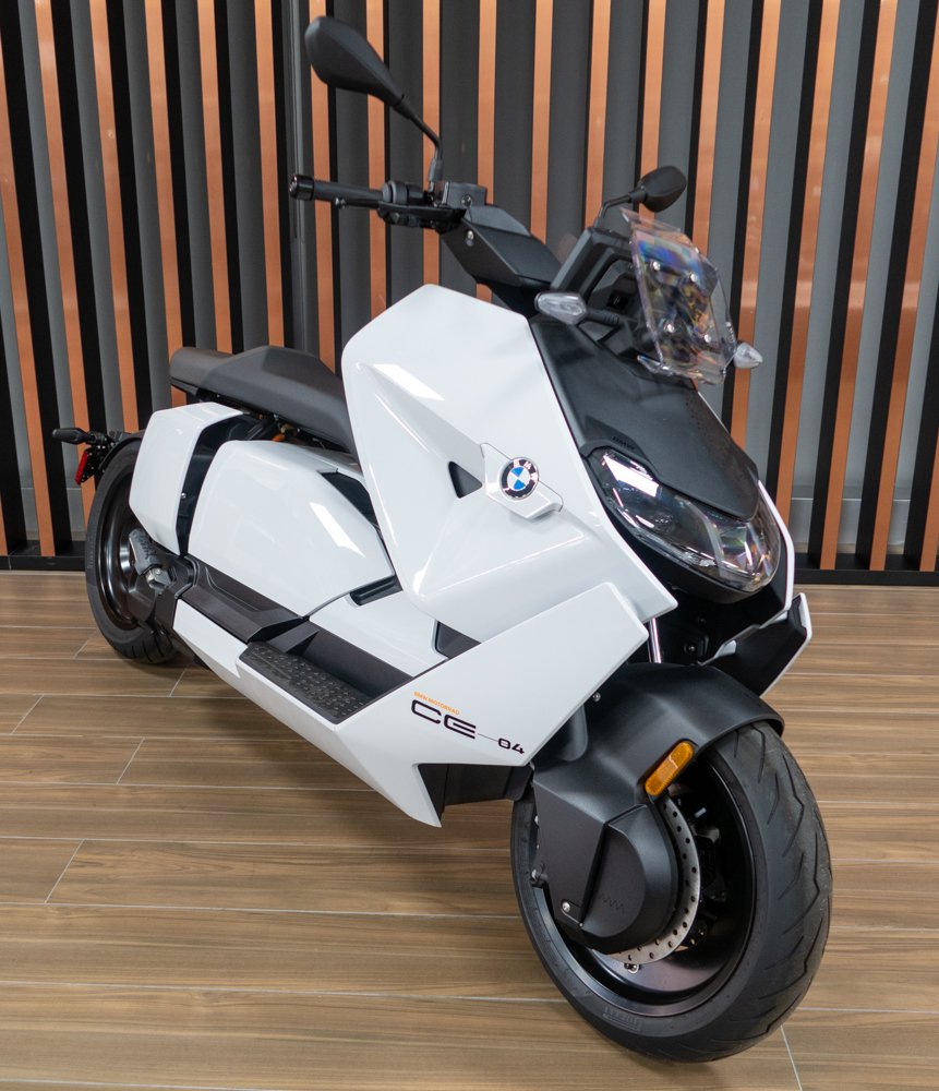 New 2024 BMW CE 04 M/C MC in Toronto #B10615 BMW Toronto