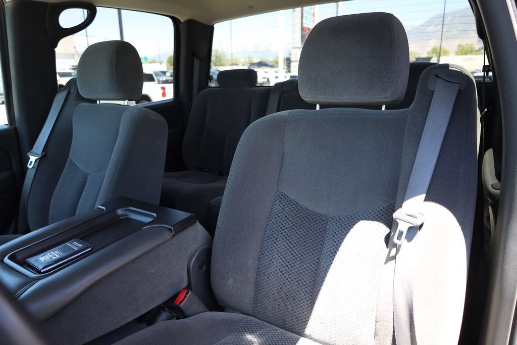 Used 2007 Blue Granite Metallic Chevrolet DRW LT1 image 16