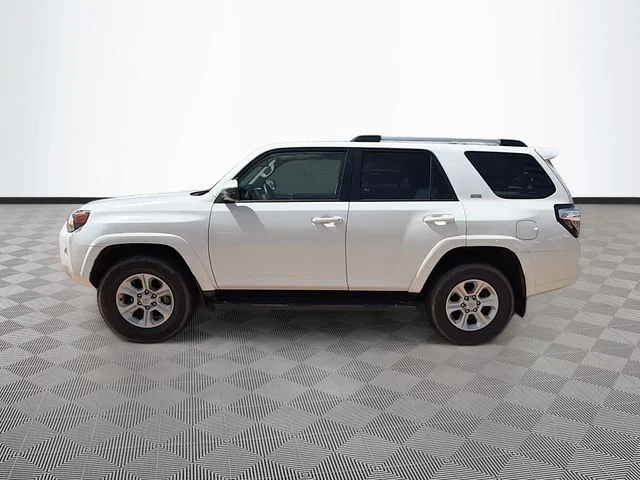 Used 2023 White Toyota SR5 image 4
