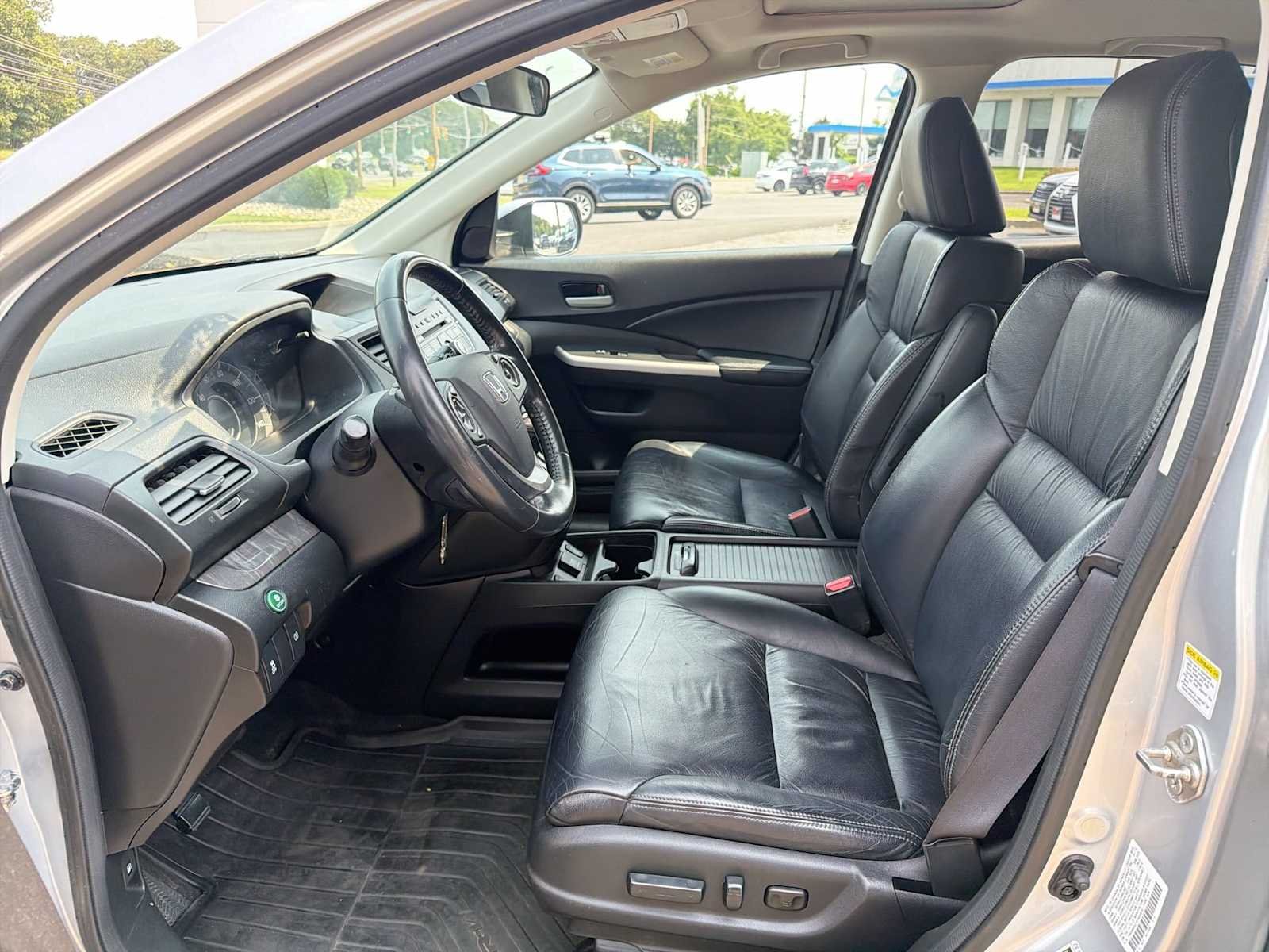 Used 2014 Alabaster Silver Metallic Honda EX-L image 11