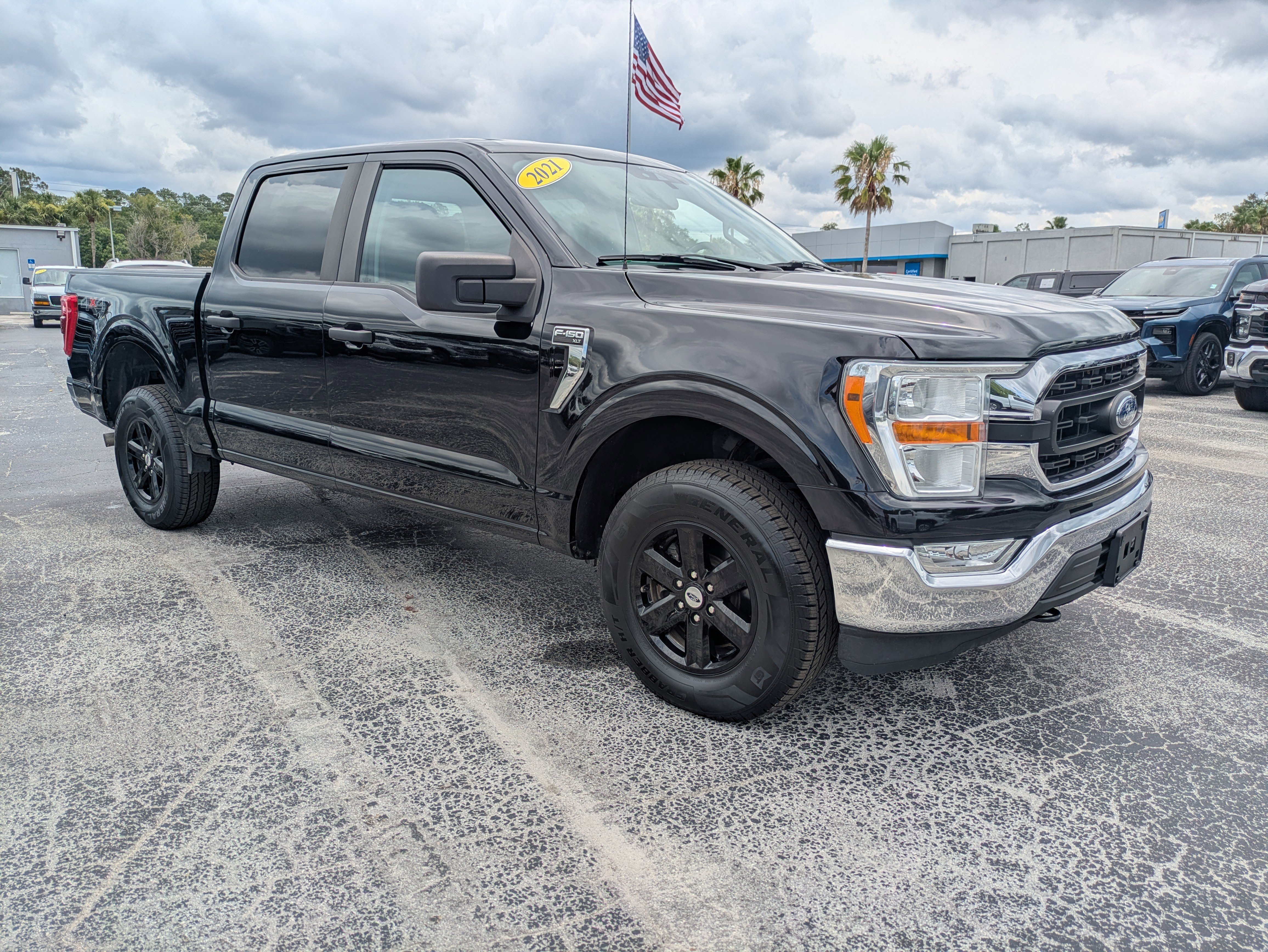 2021 Ford F-150 XLT 4x4 SuperCrew 5-1/2 Box's photo