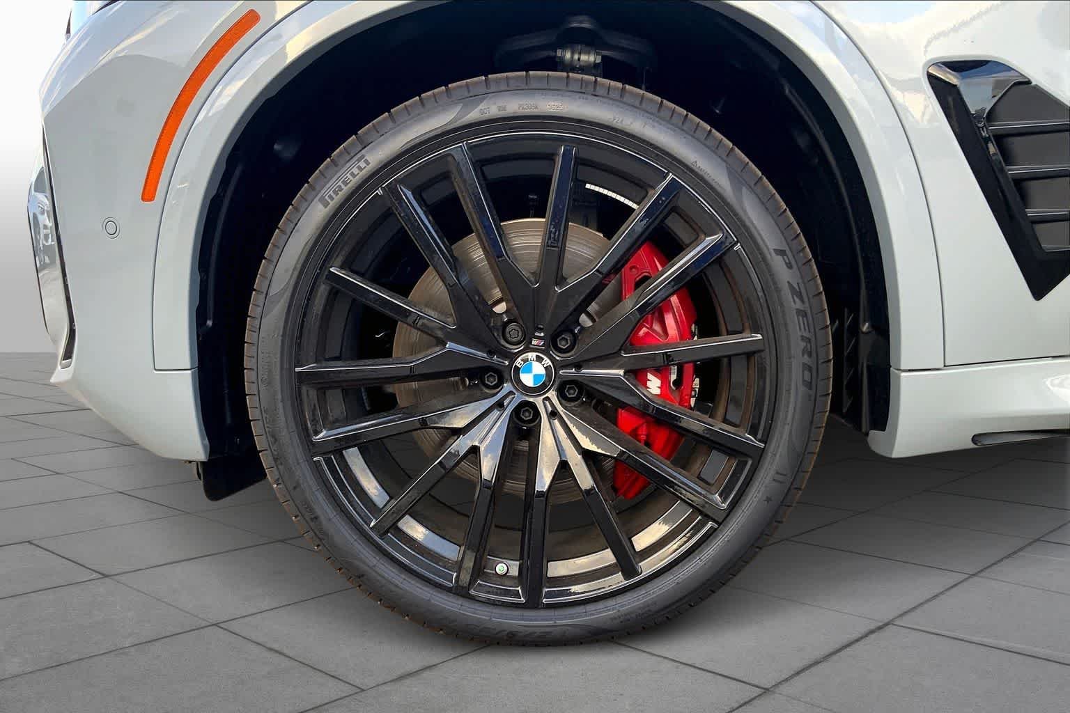Used 2026 Brooklyn Grey Metallic BMW M60i image 11