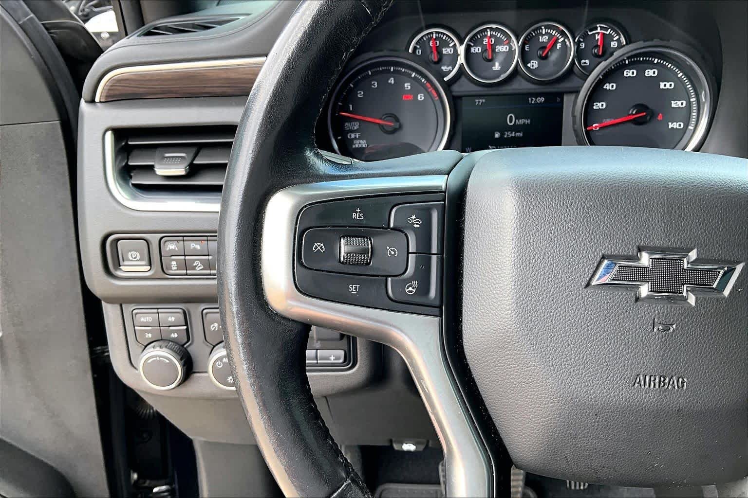 Used 2021 Black Chevrolet Z71 image 13