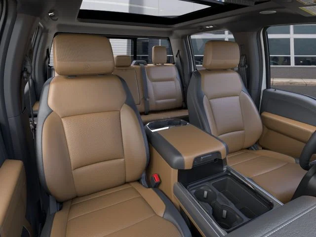 New 2026 Oxford White Ford Lariat image 10