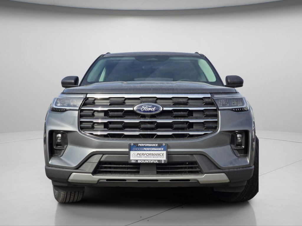 New 2026 Carbonized Gray Metallic Ford Active image 3