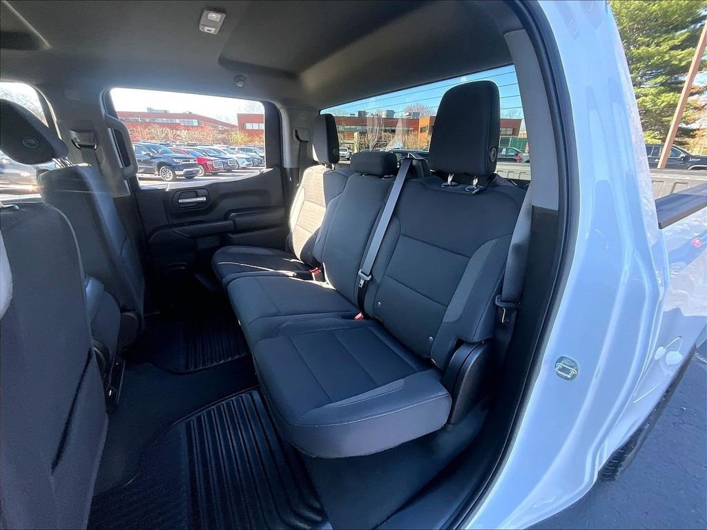 Used 2023 White Chevrolet Custom image 14