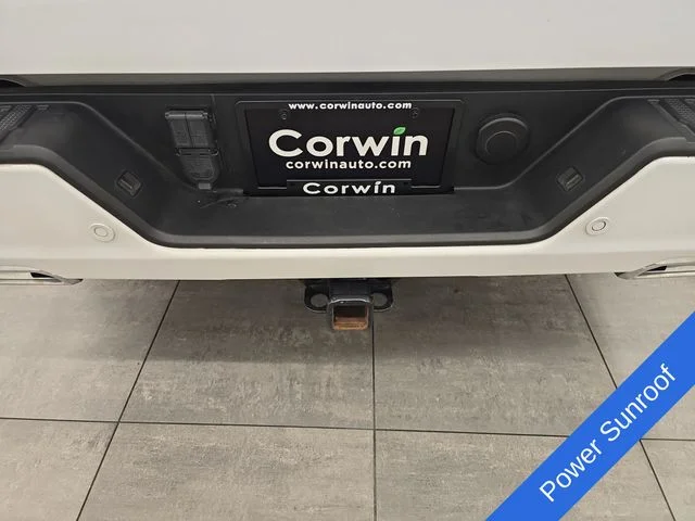 Used 2023 Summit White GMC AT4 image 17