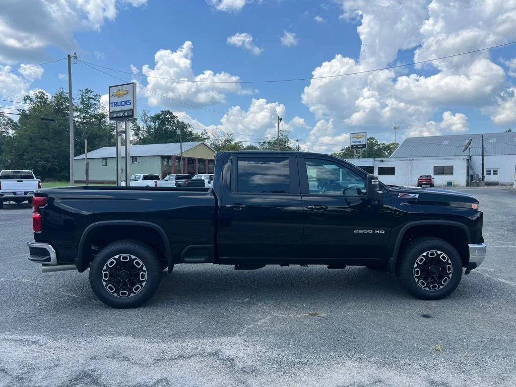 2025 Chevrolet Silverado 2500 HD LT - Photo 6