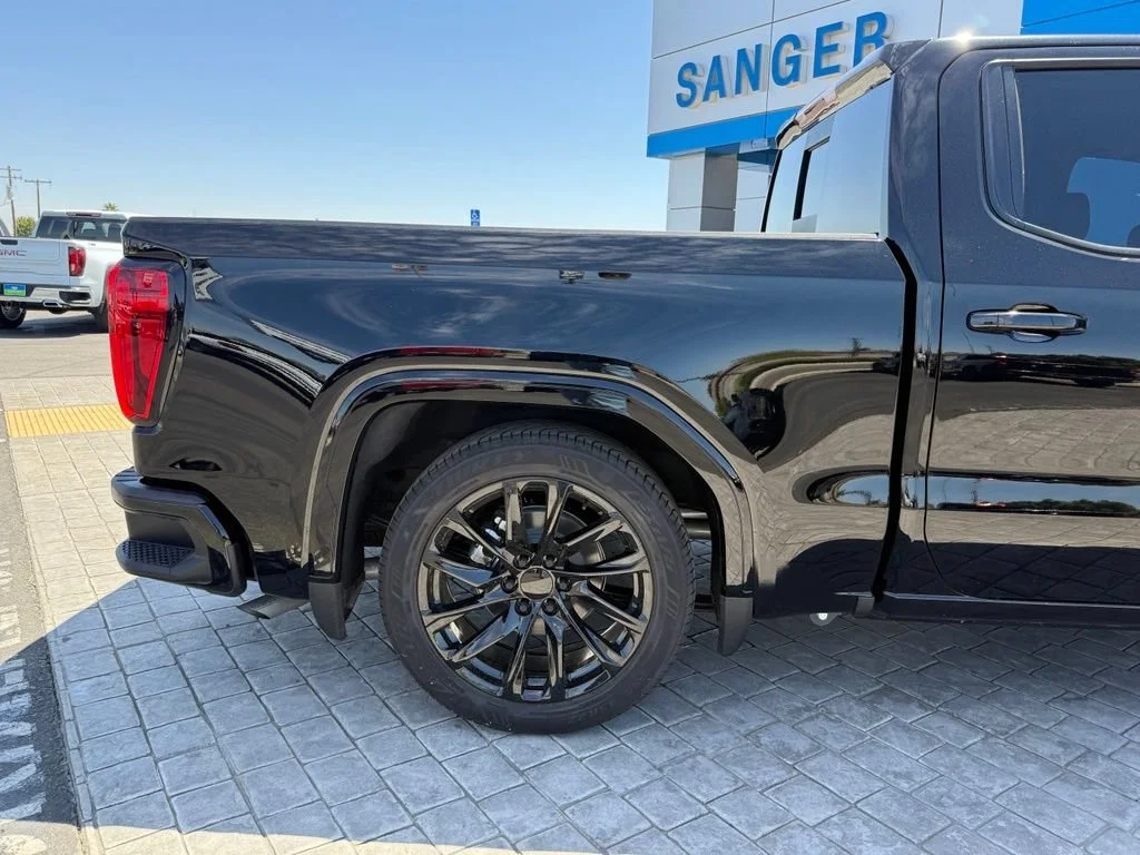 New 2026 Onyx Black GMC Elevation image 11