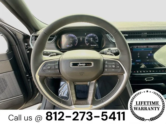 New 2027 Gray Jeep Laredo Altitude image 12