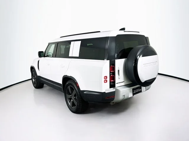 Certified Used 2025 Fuji White Land Rover S image 7