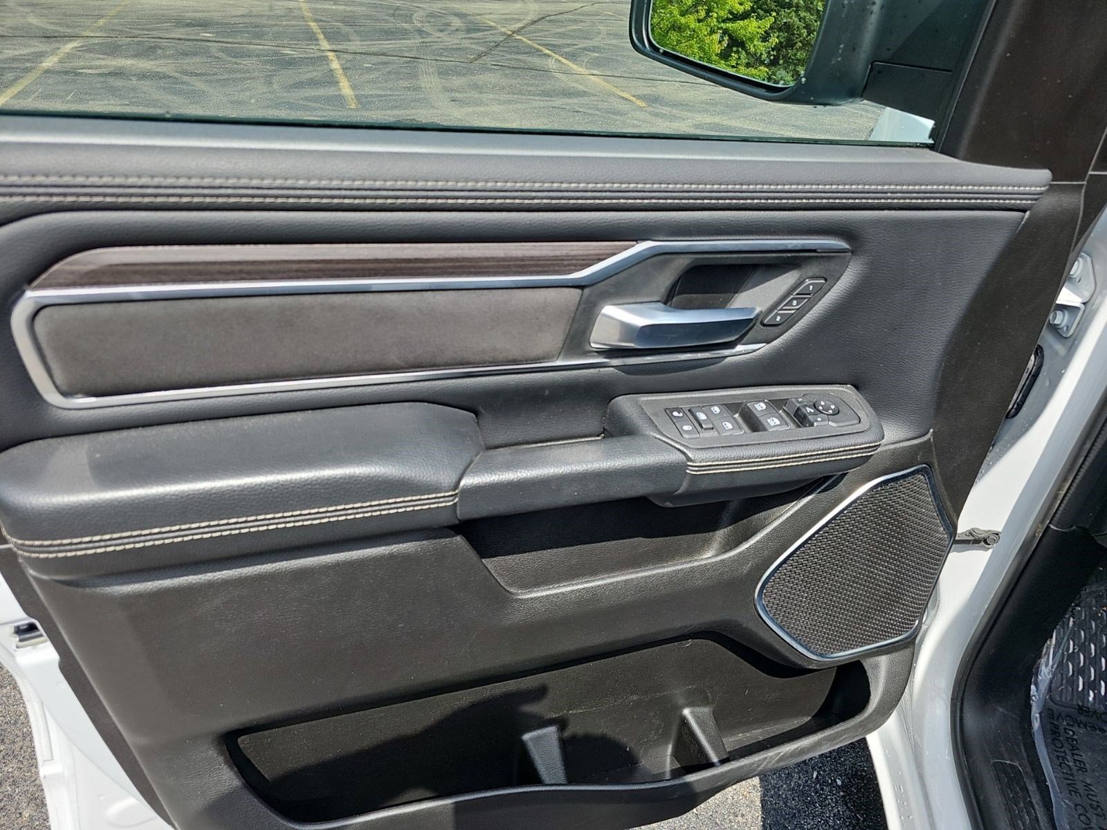 Certified Used 2025 Bright White Clearcoat Ram Laramie image 18