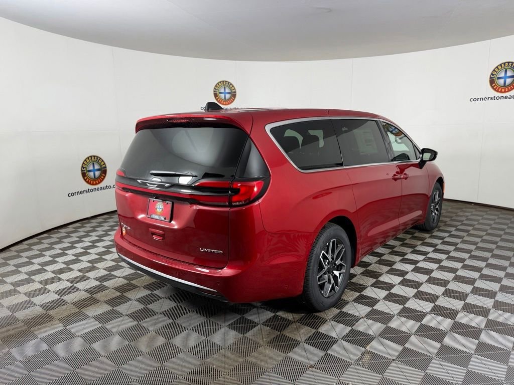 New 2027 Red Hot Pearl-Coat Exterior Paint Chrysler Limited image 20