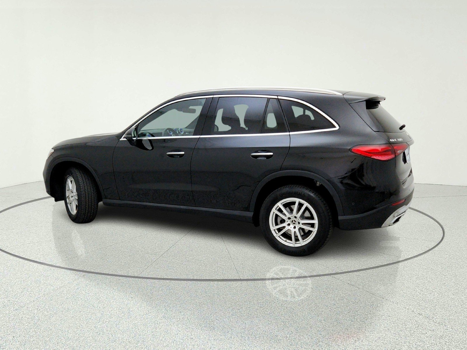 Certified Used 2023 Black Mercedes-Benz GLC 300 image 13