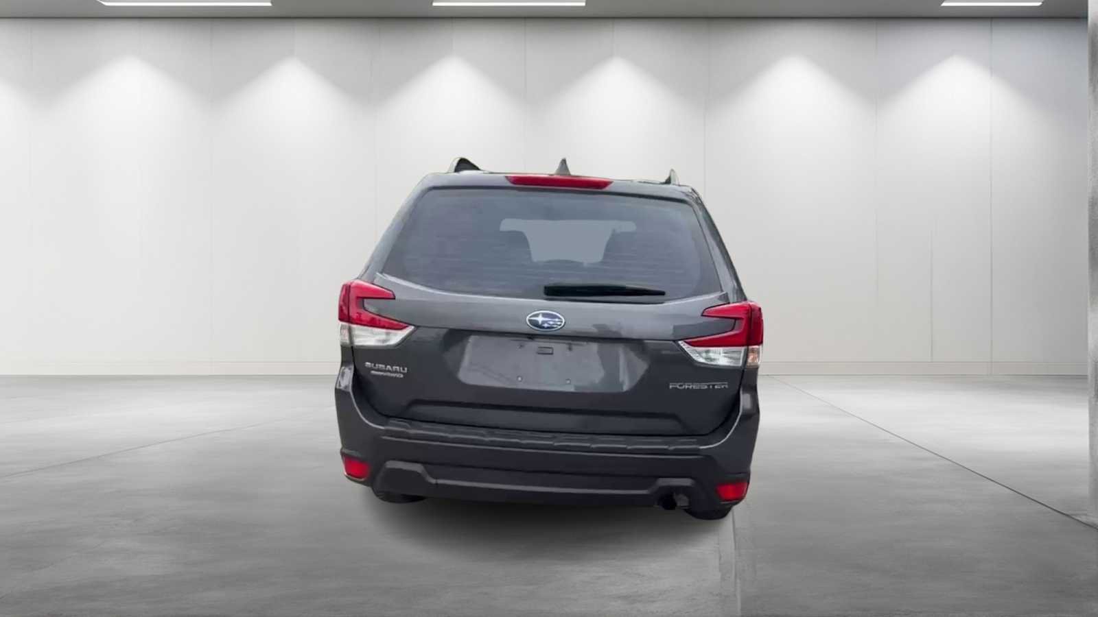 Used 2021 Magnetite Gray Metallic Subaru  image 6