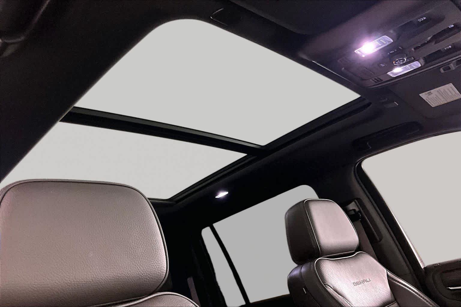 Used 2022 Summit White GMC Denali image 14