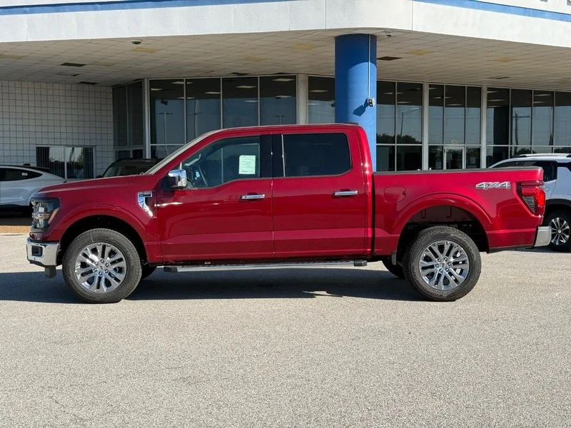 New 2026 Ruby Red Metallic Tinted Clearcoat Ford XLT 4WD SuperCrew 5.5