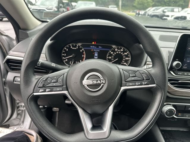 Used 2024 Silver Nissan 2.5 SV image 13
