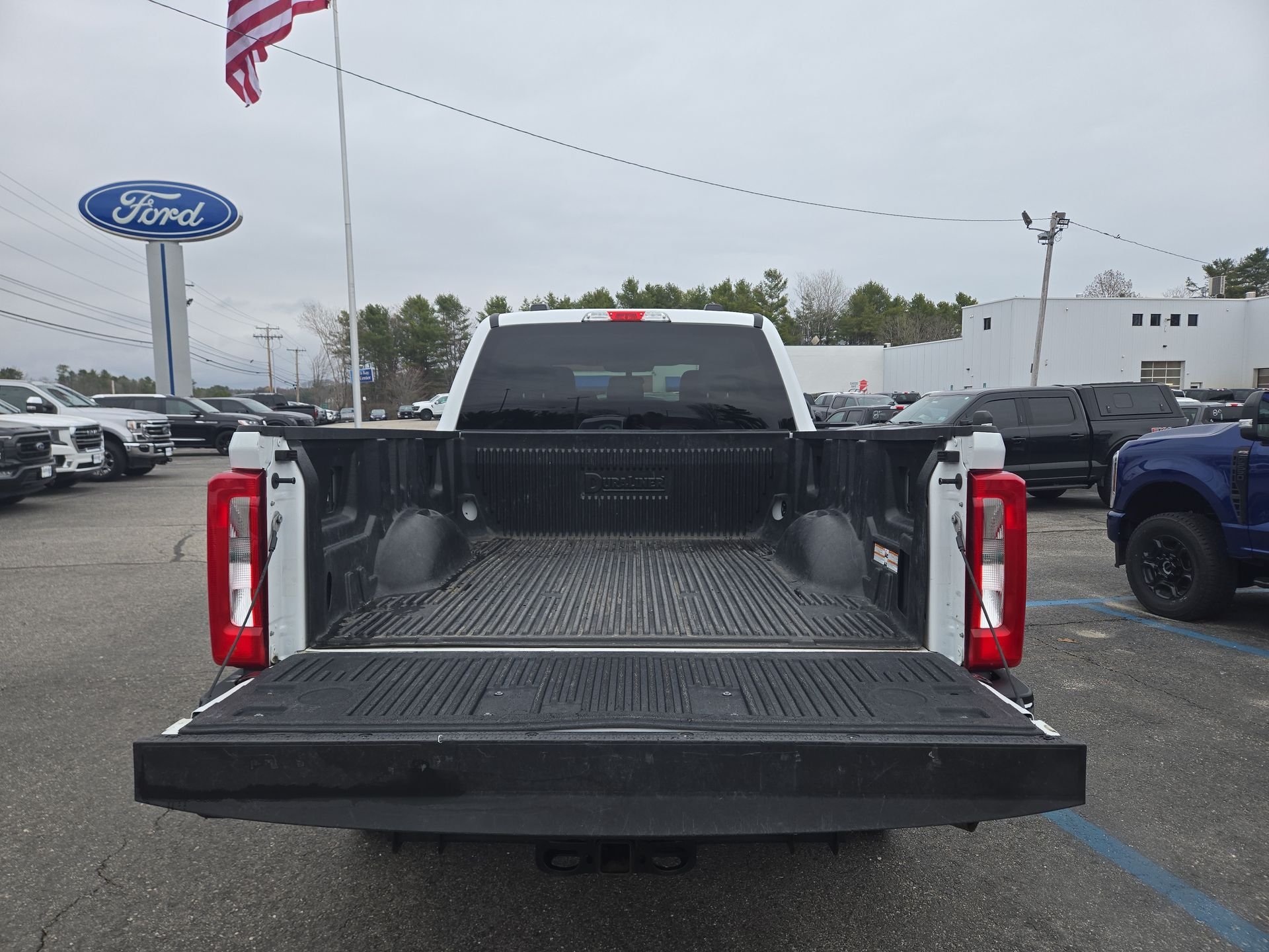 Used 2025 White Ford XLT image 3