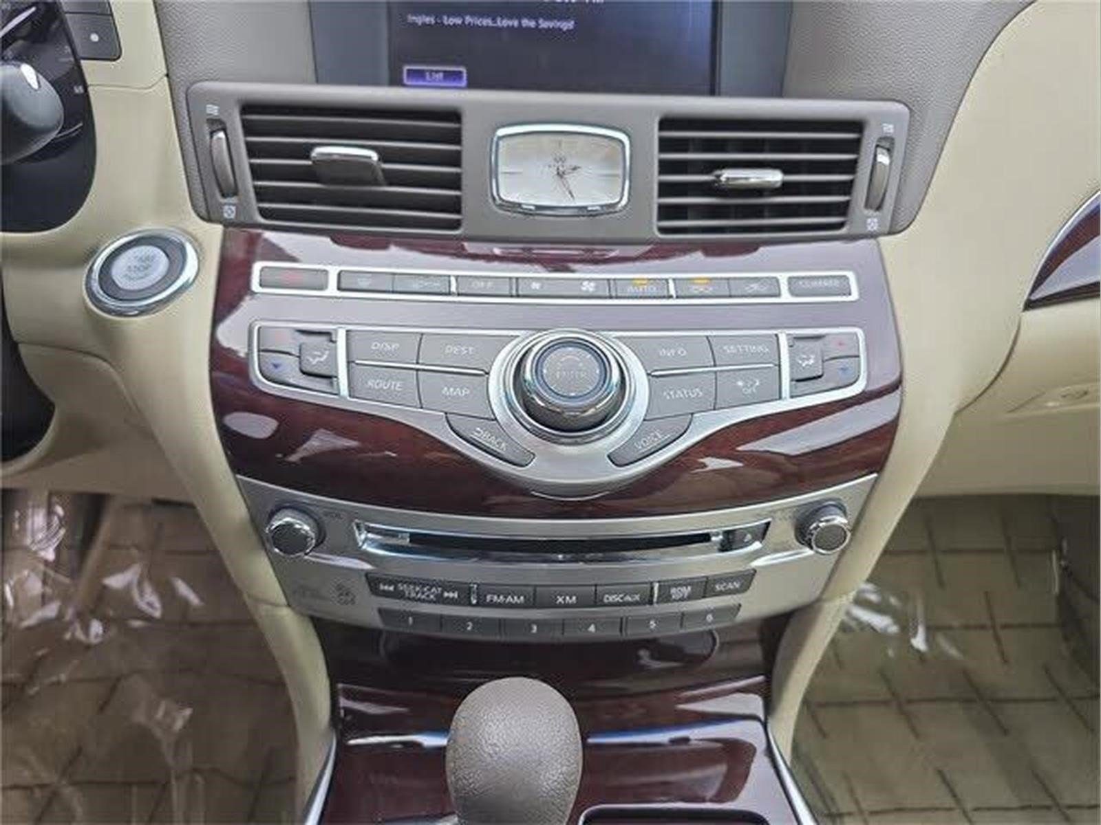 Used 2011 Malbec Black INFINITI Base image 24