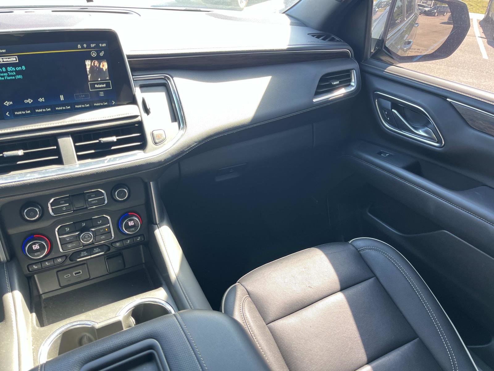 2023 Chevrolet Suburban Premier - Photo 15