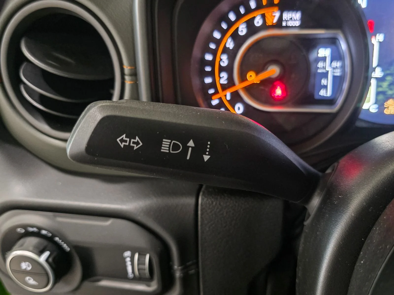 New 2026 Mojito (DISC) Jeep Mojave X image 37