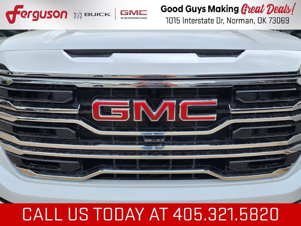 2026 GMC Sierra 1500 SLT - Photo 10