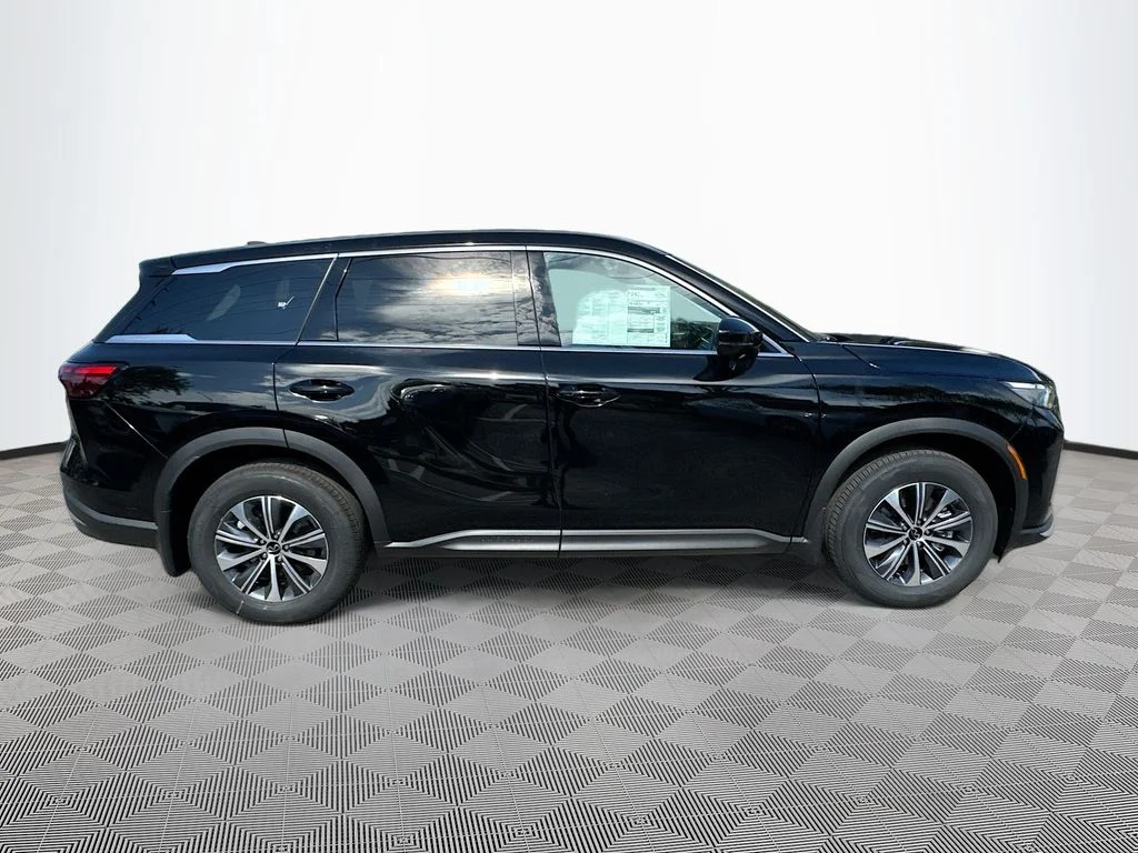 New 2027 BLACK OBSIDIAN INFINITI Pure FWD image 4