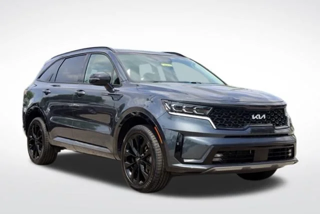 Used 2023 Gray Kia SX image 1