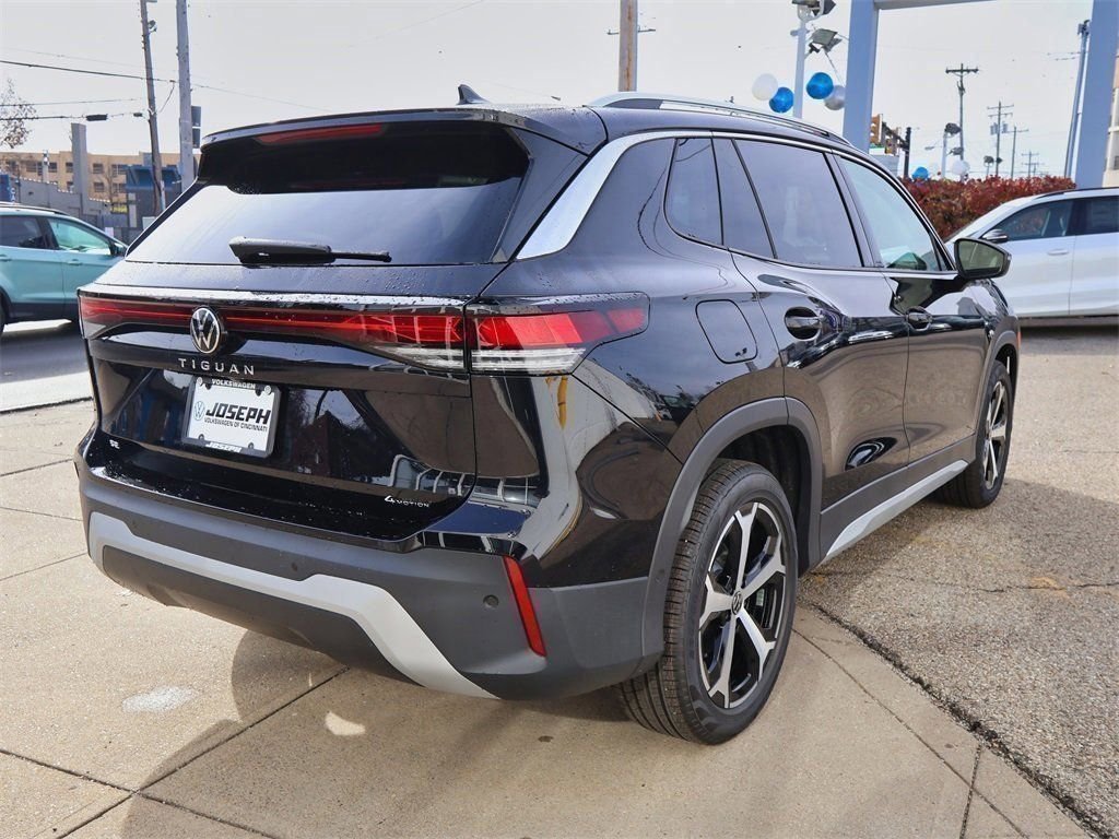 New 2026 Black Volkswagen 2.0T SE image 5