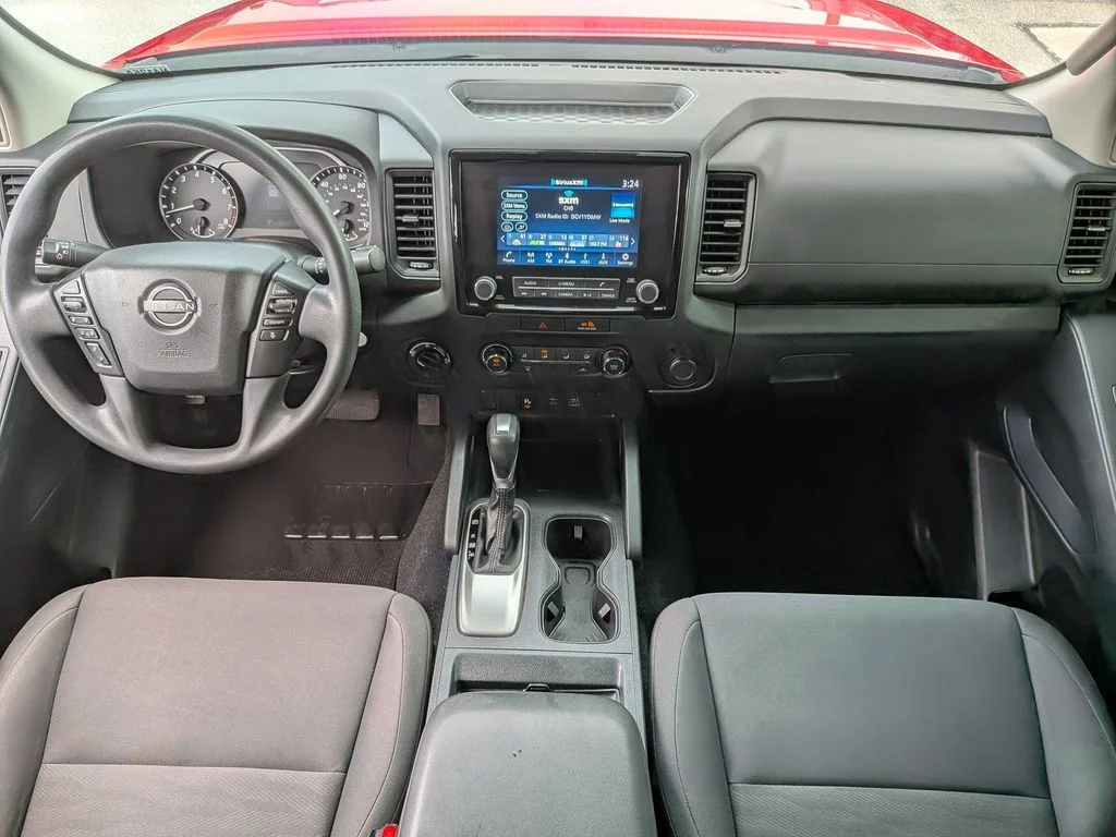 Used 2022 Red Nissan S image 29