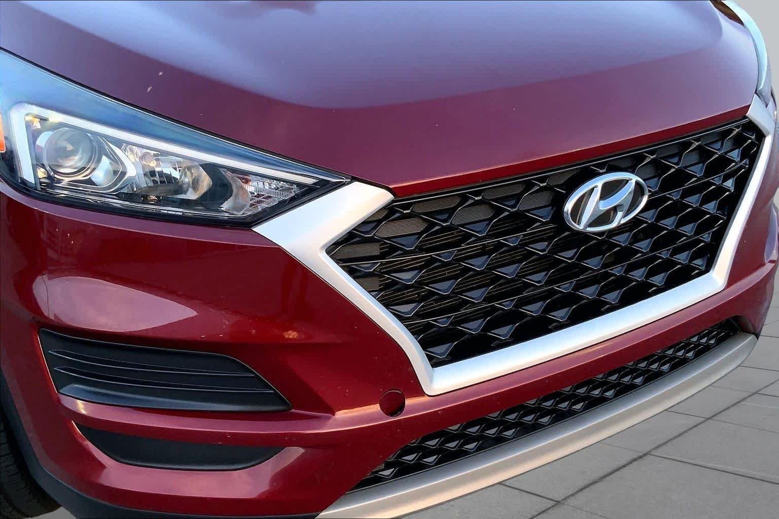 Used 2020 Gemstone Red Hyundai SEL image 27