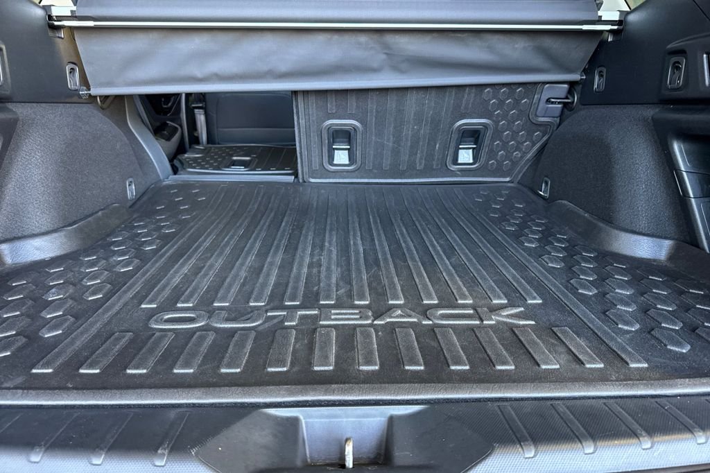 Used 2023 Magnetite Gray Metallic Subaru Onyx Edition XT image 17