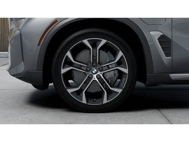 Used 2026 Skyscraper Grey Metallic BMW xDrive50e image 7