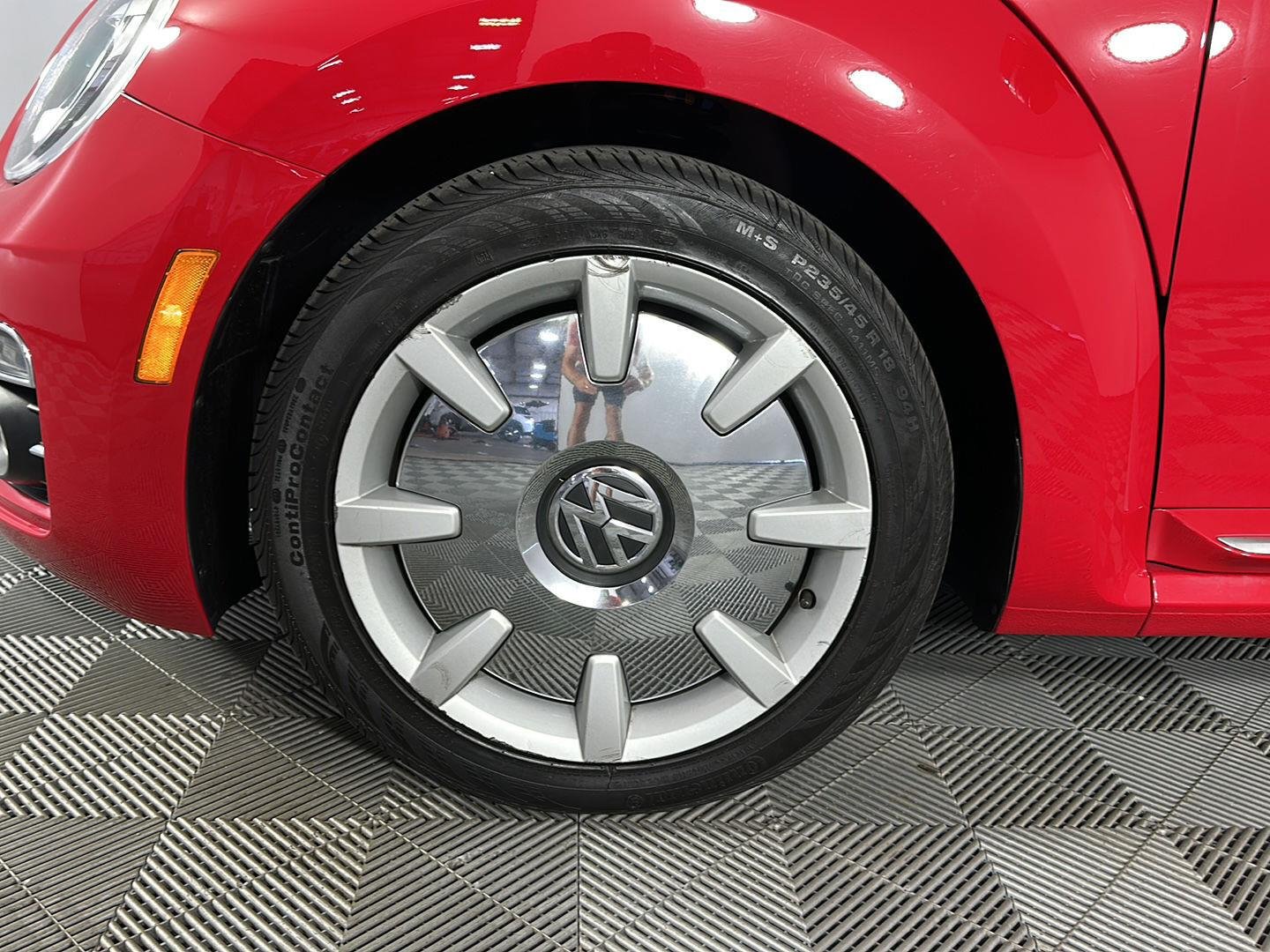 Used 2019 Tornado Red Volkswagen SE image 6