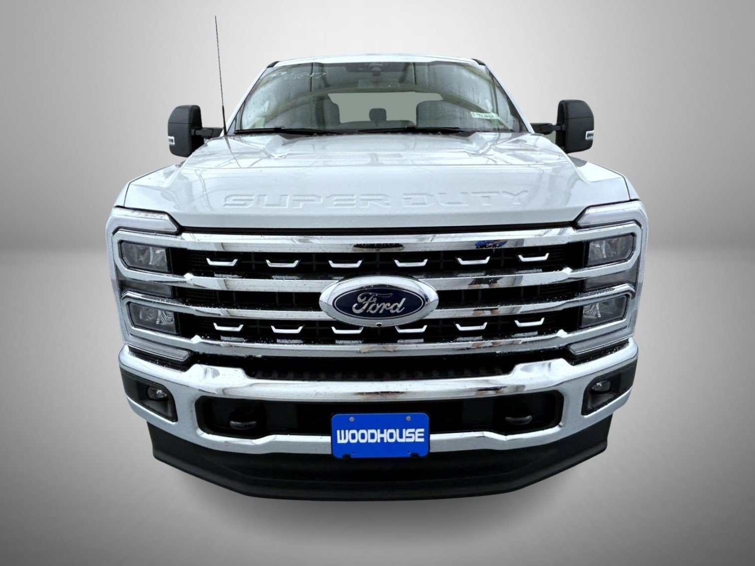 New 2026 Oxford White Ford XLT image 2
