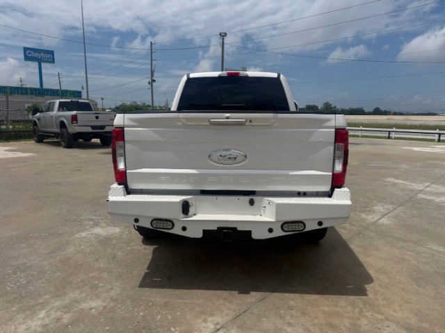 Used 2018 White Ford LARIAT image 4