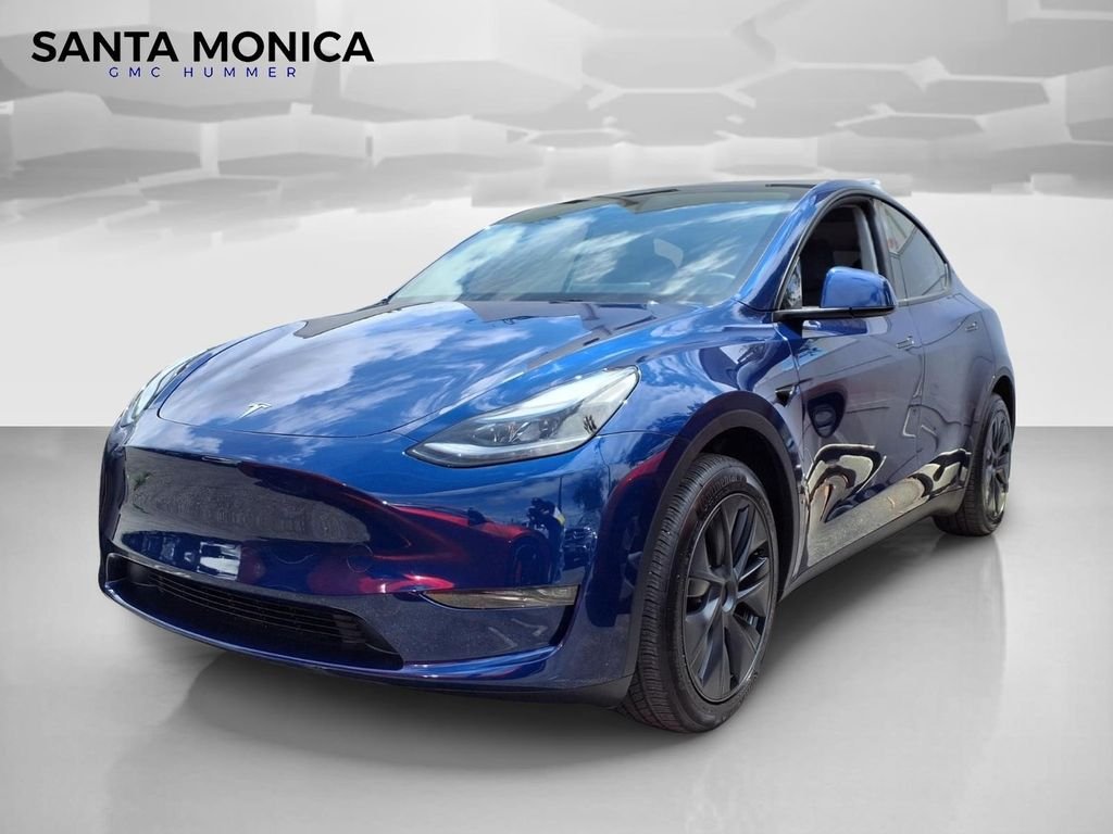 2024 Tesla Model Y Long Range Rear Wheel Drive's photo