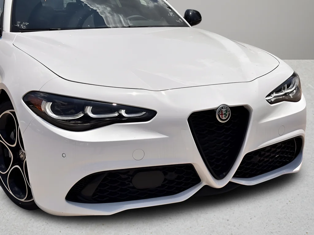 New 2026 White Alfa Romeo Base image 23