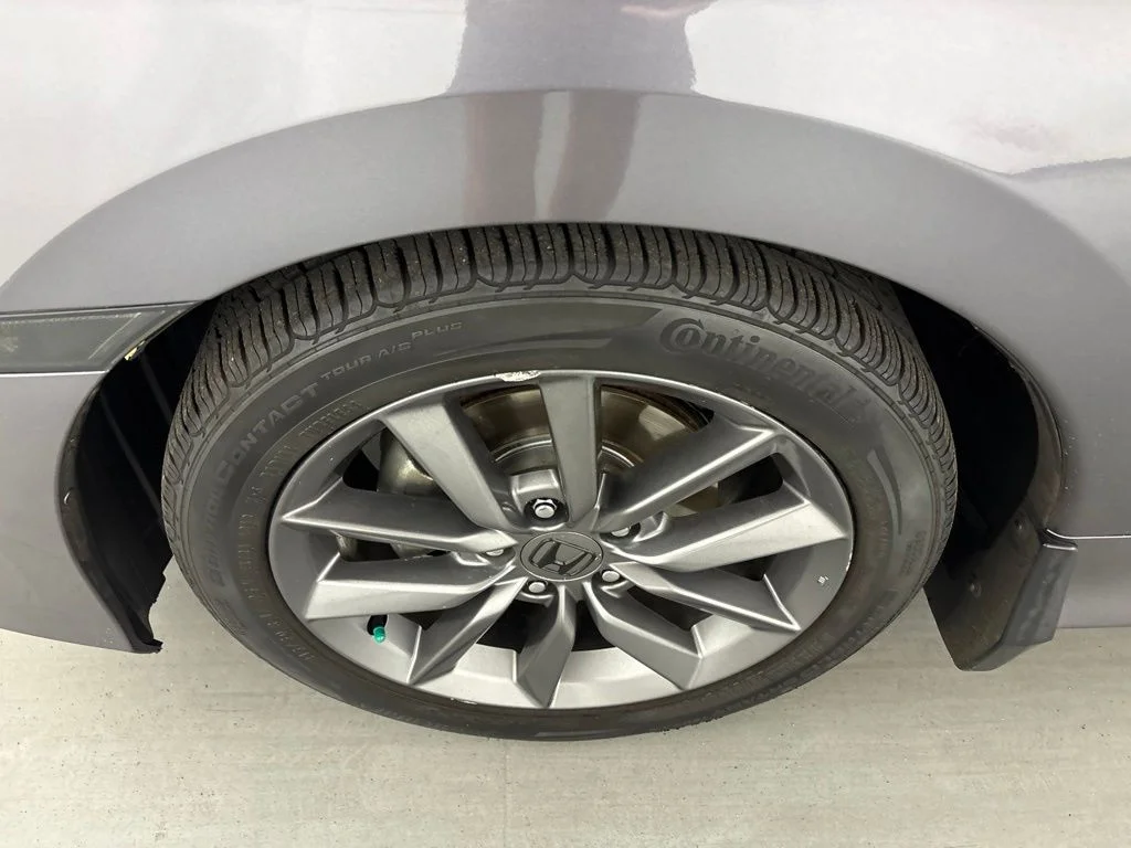 Used 2019  Honda EX image 11